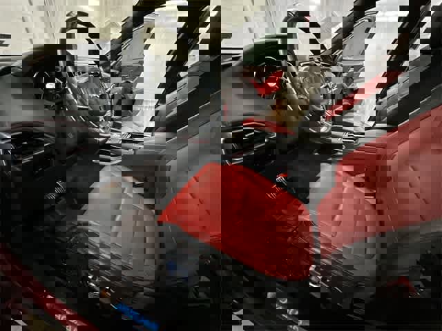 Used 2020 Jaguar F-PACE R-Sport image 18