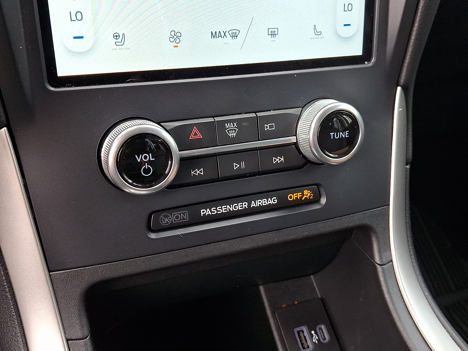 Certified 2023 Ford Edge SEL w/ Convenience Package AWD/4WD image 16
