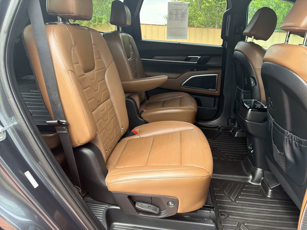 Used 2022 Kia Telluride SX w/ SX Prestige Package AWD/4WD image 31