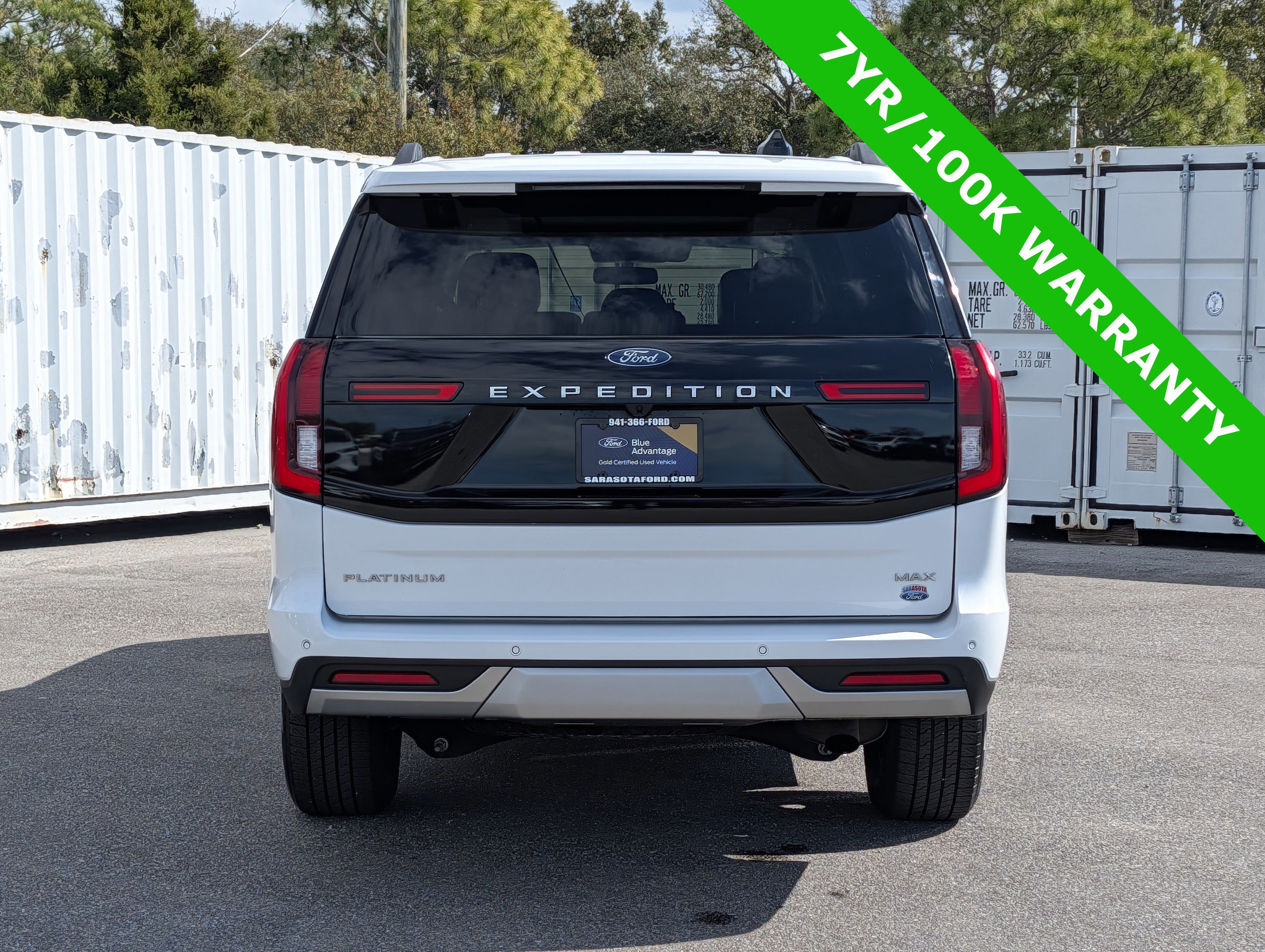 Certified 2025 Ford Expedition Max Platinum image 4