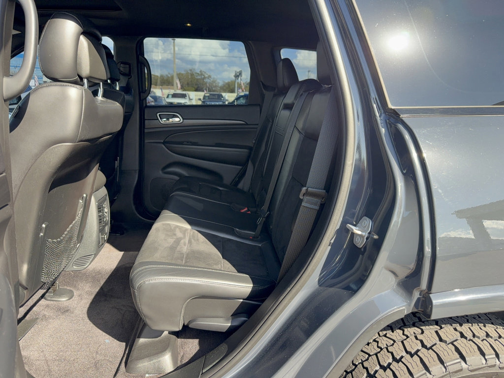 Used 2018 Jeep Grand Cherokee Altitude image 13