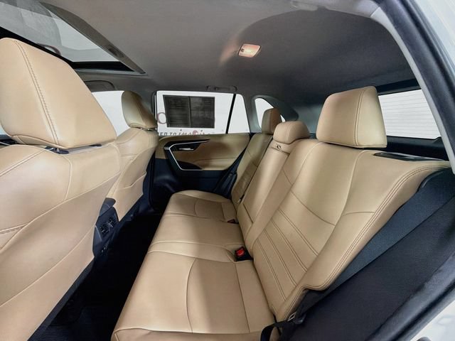Used 2019 Toyota RAV4 XLE Premium w/ Cold Weather Package FWD image 29