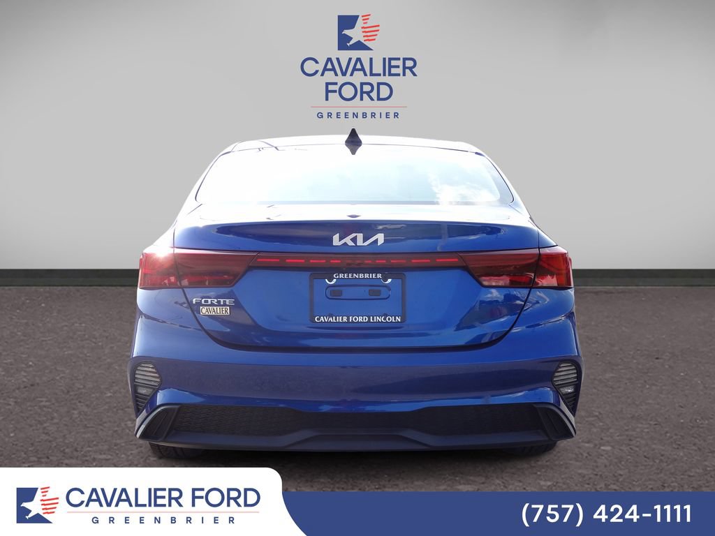 Used 2022 Kia Forte LXS w/ LXS Technology Package FWD image 3