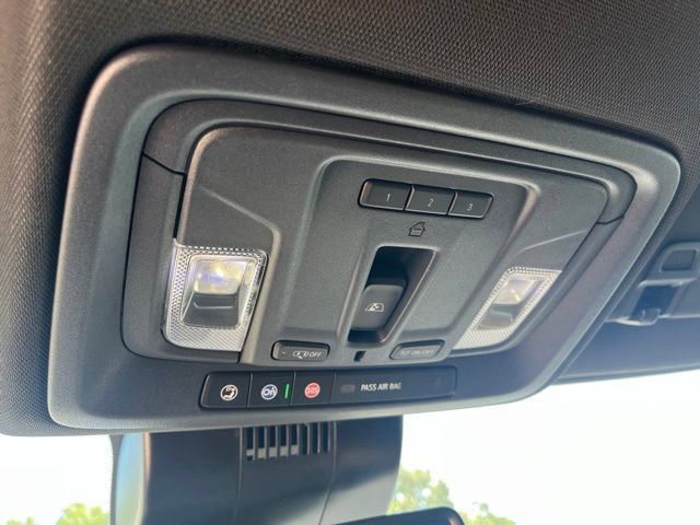Used 2025 Chevrolet Silverado 2500 High Country AWD/4WD image 37