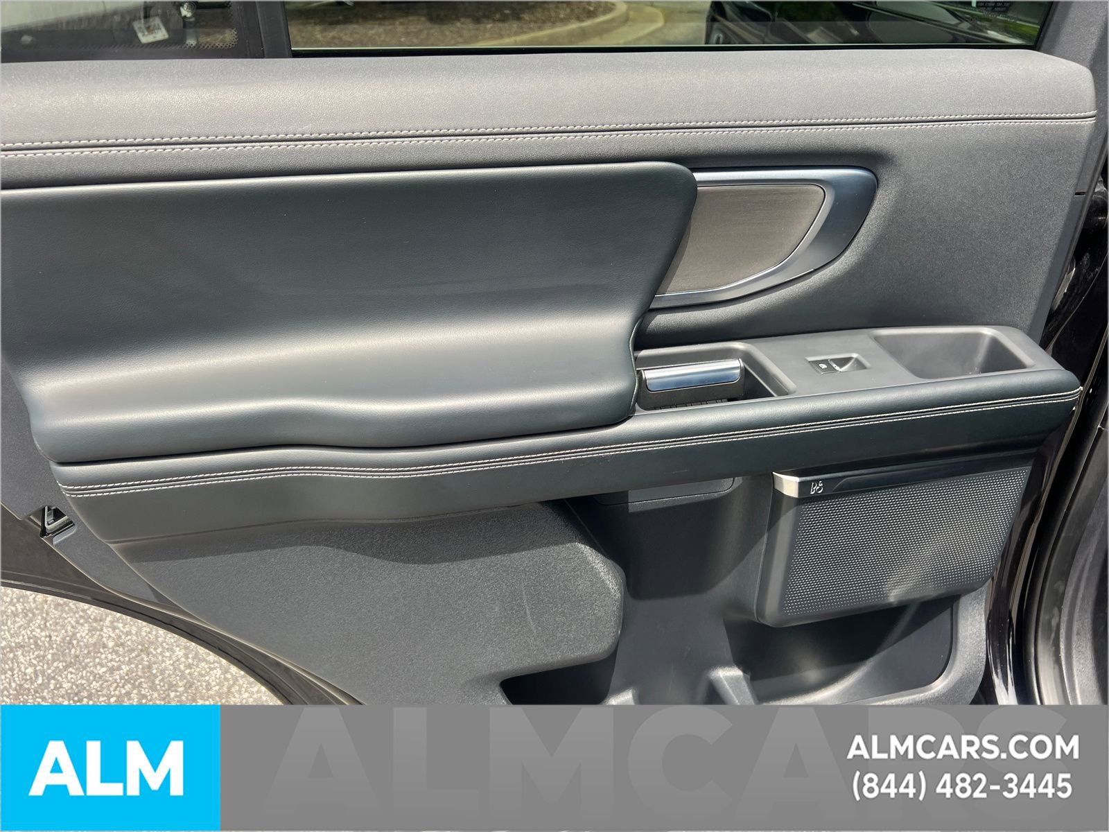 Certified 2025 Ford Expedition Platinum AWD/4WD image 28
