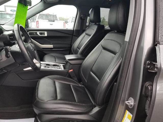 Certified 2022 Ford Explorer XLT w/ Equipment Group 202A AWD/4WD image 12