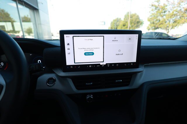 Certified 2026 Ford Explorer Active AWD/4WD image 15