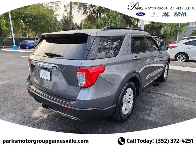 Certified 2021 Ford Explorer XLT w/ Equipment Group 202A image 3