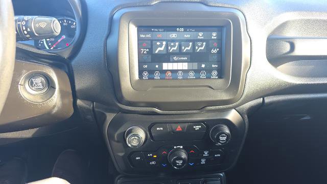 Used 2020 Jeep Renegade Latitude w/ Cold Weather Group image 20