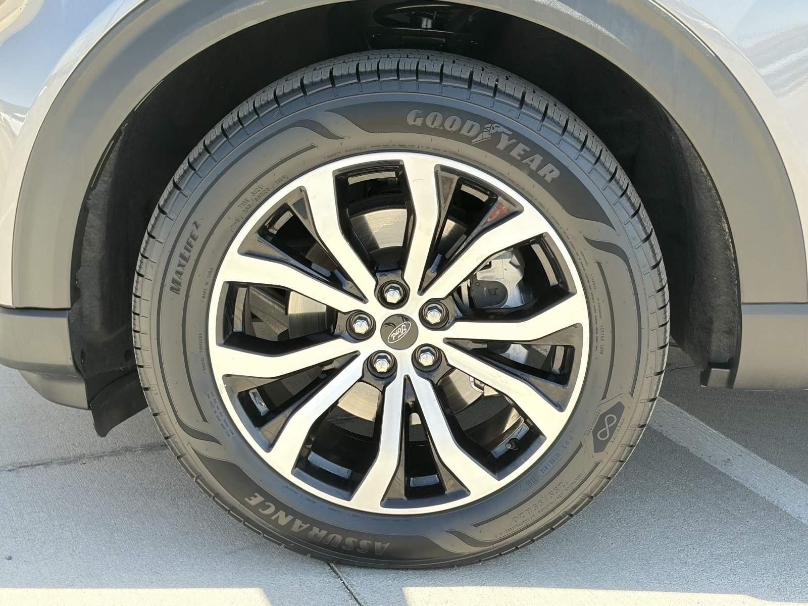 Certified 2022 Ford Explorer ST AWD/4WD image 9
