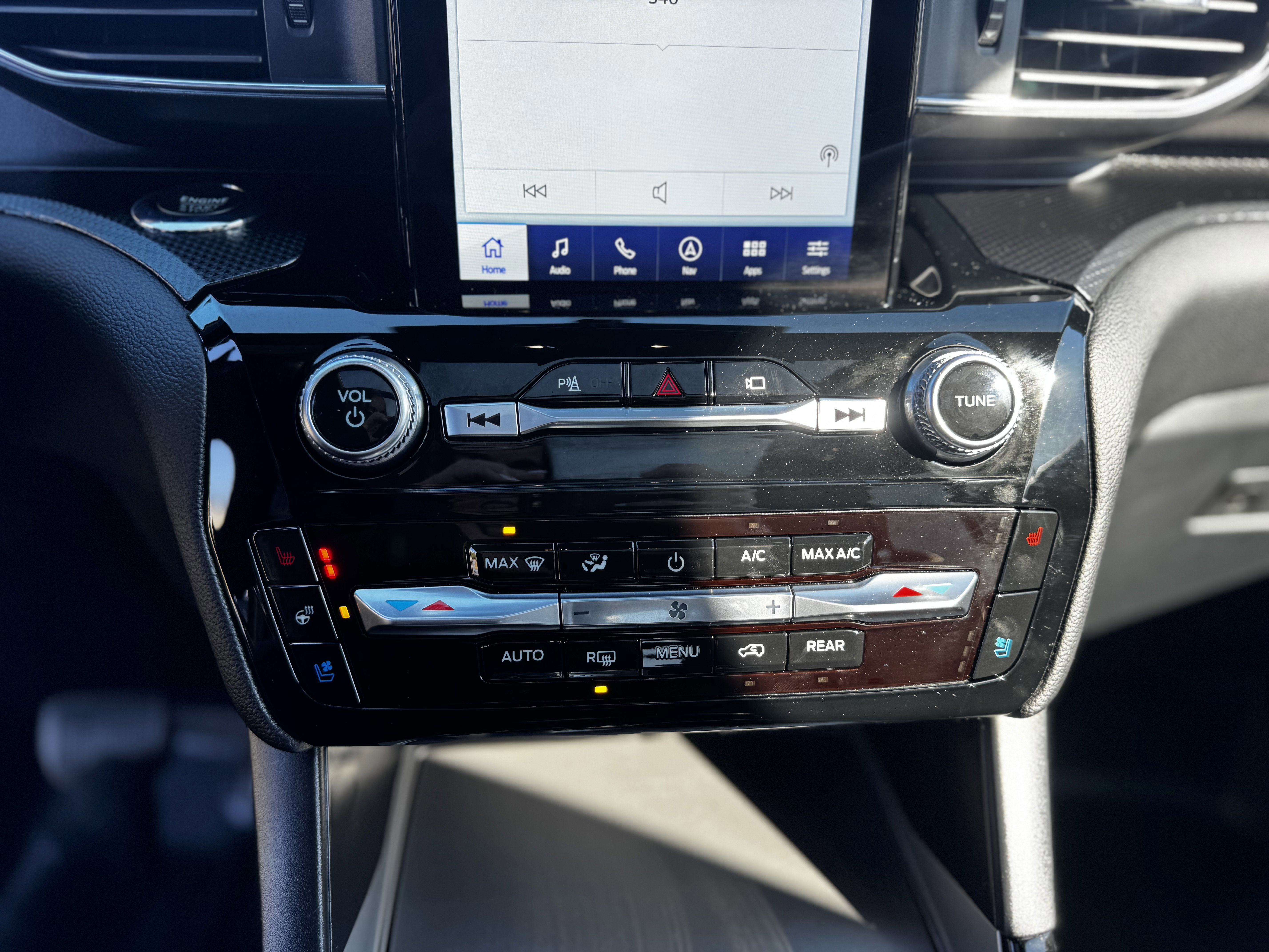 Certified 2022 Ford Explorer ST w/ Equipment Group 401A image 9