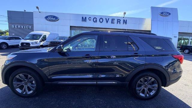 Certified 2023 Ford Explorer XLT w/ Equipment Group 202A AWD/4WD image 4