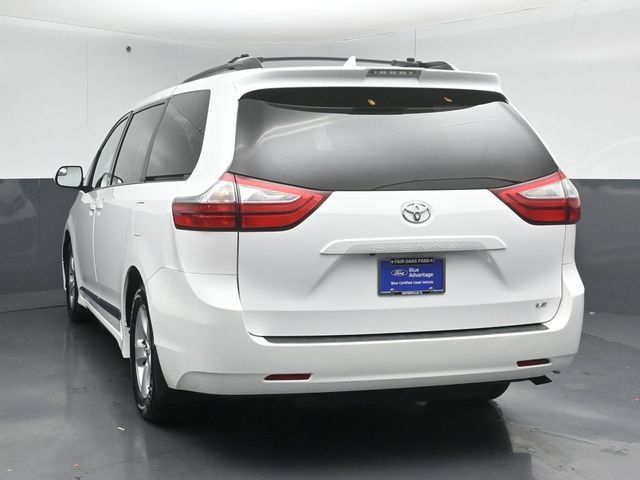 Used 2018 Toyota Sienna LE FWD image 6