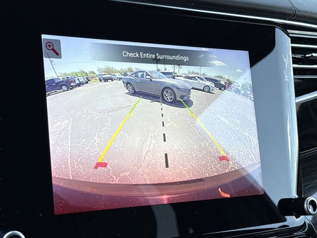 Used 2022 Jeep Wagoneer Series III w/ Rear Seat Video Group 1 image 33