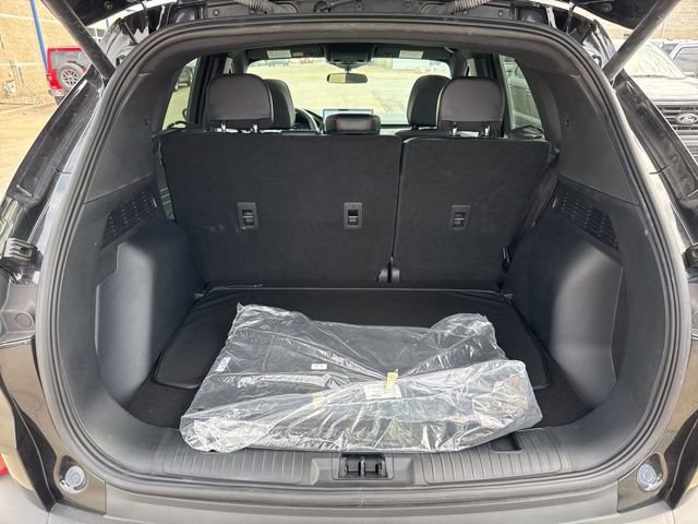 Certified 2025 Ford Escape ST-Line Select w/ Tech Pack #2 image 12