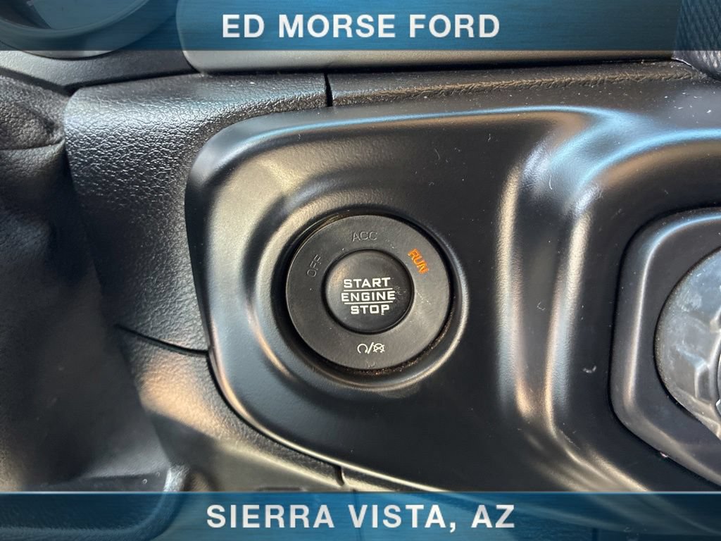 Used 2020 Jeep Wrangler Unlimited Sahara AWD/4WD image 38