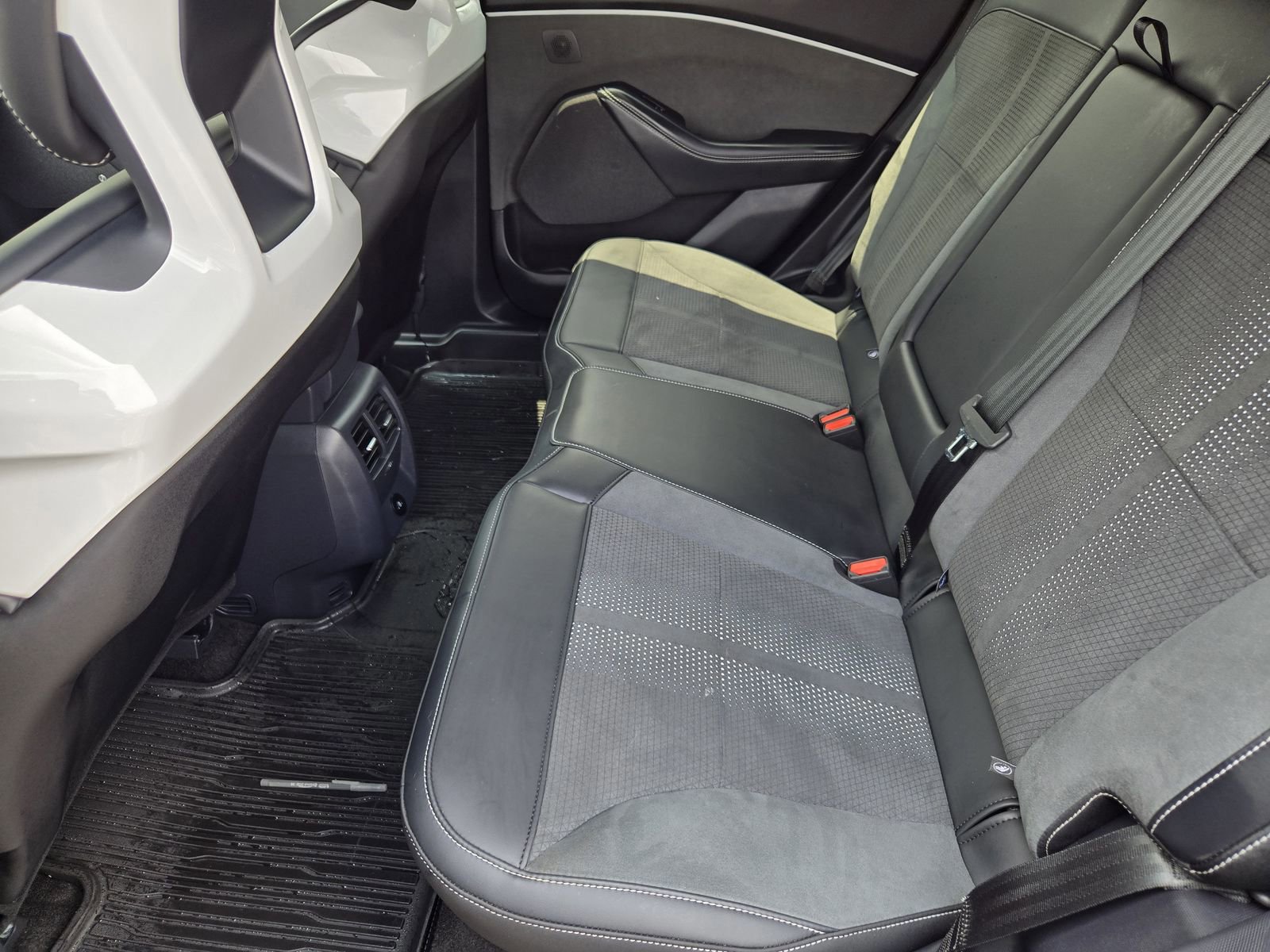 Certified 2025 Ford Mustang Mach-E GT AWD/4WD image 28