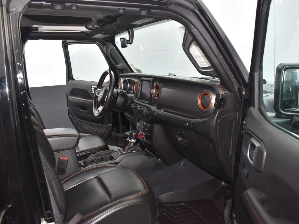 Used 2023 Jeep Gladiator Mojave w/ LED Lighting Group AWD/4WD image 16