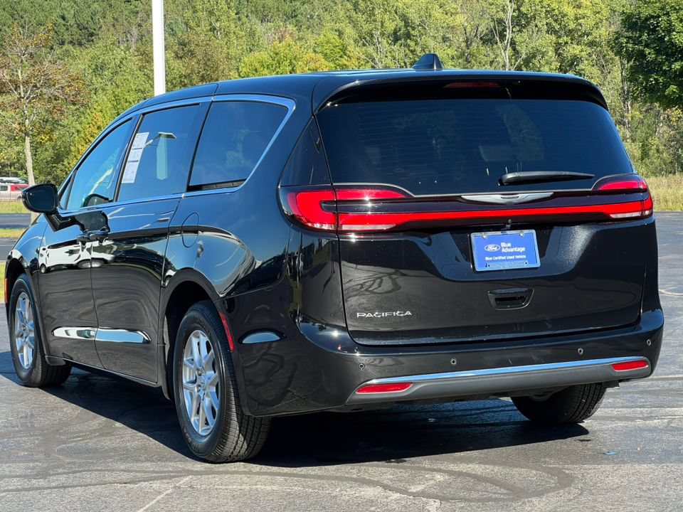 Used 2026 Chrysler Pacifica Select FWD image 39