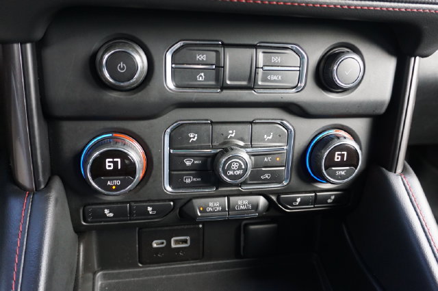 Used 2023 Chevrolet Suburban RST RWD image 21