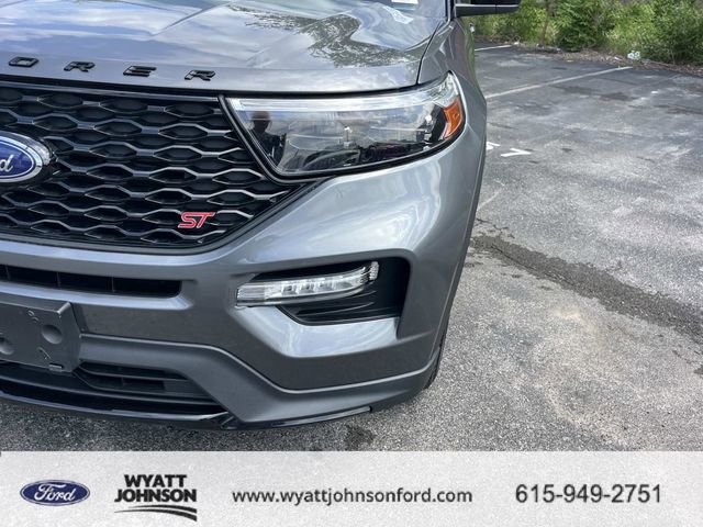 Certified 2024 Ford Explorer ST AWD/4WD image 9