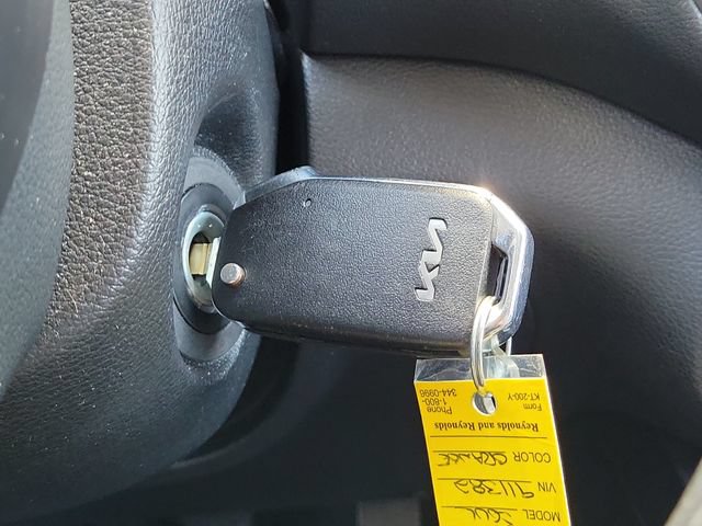 Used 2024 Kia Soul LX w/ Option Group 015 FWD image 33