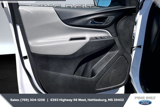 Used 2022 Chevrolet Equinox LS image 17
