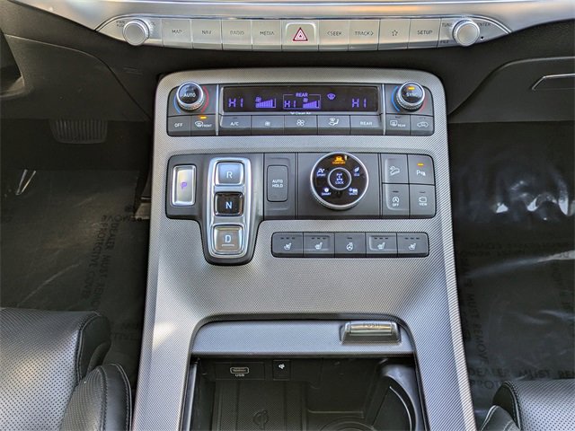 Used 2022 Hyundai Palisade Limited w/ Winter Package image 19