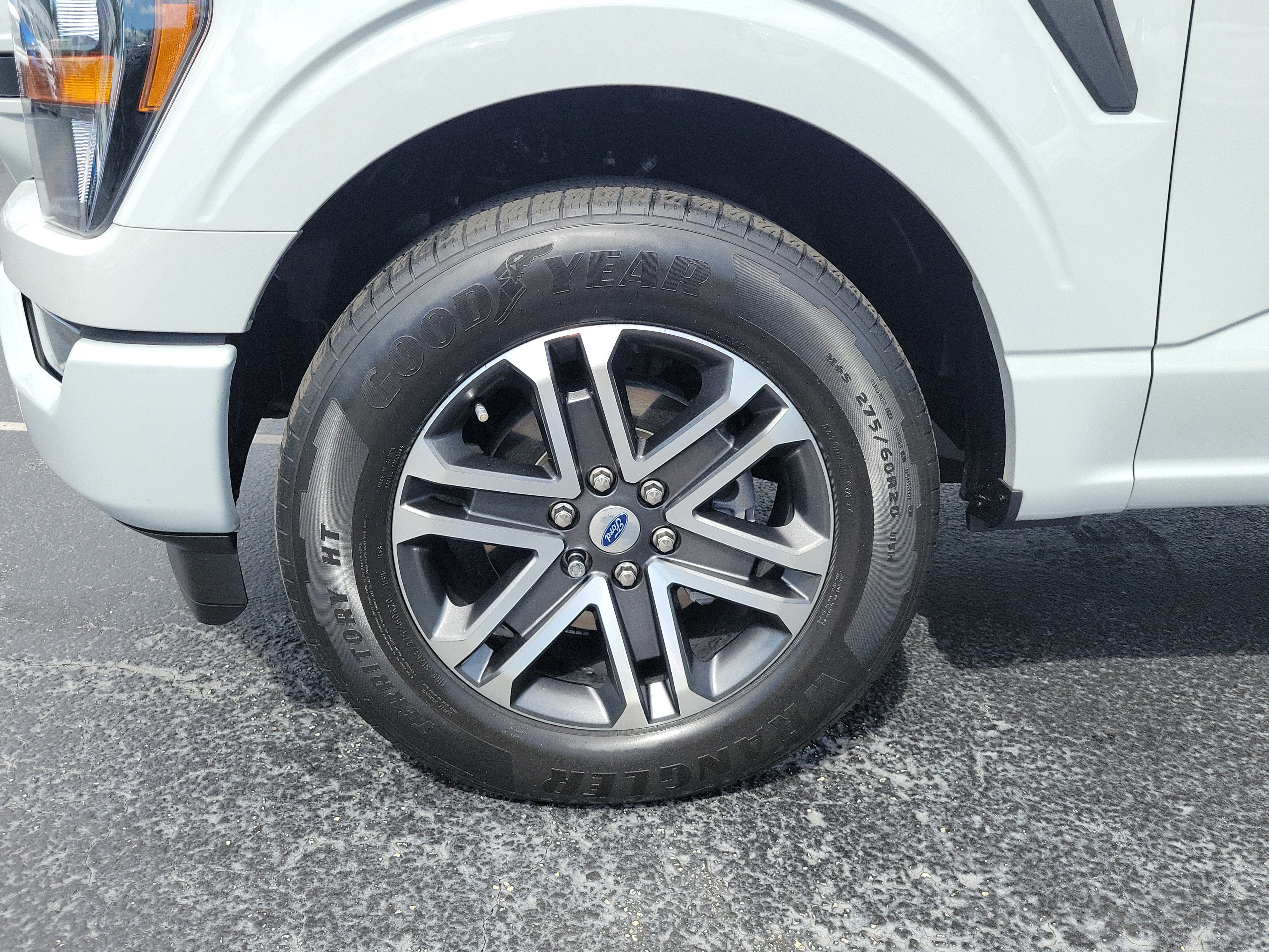 Certified 2023 Ford F150 XL w/ STX Appearance Package RWD image 5