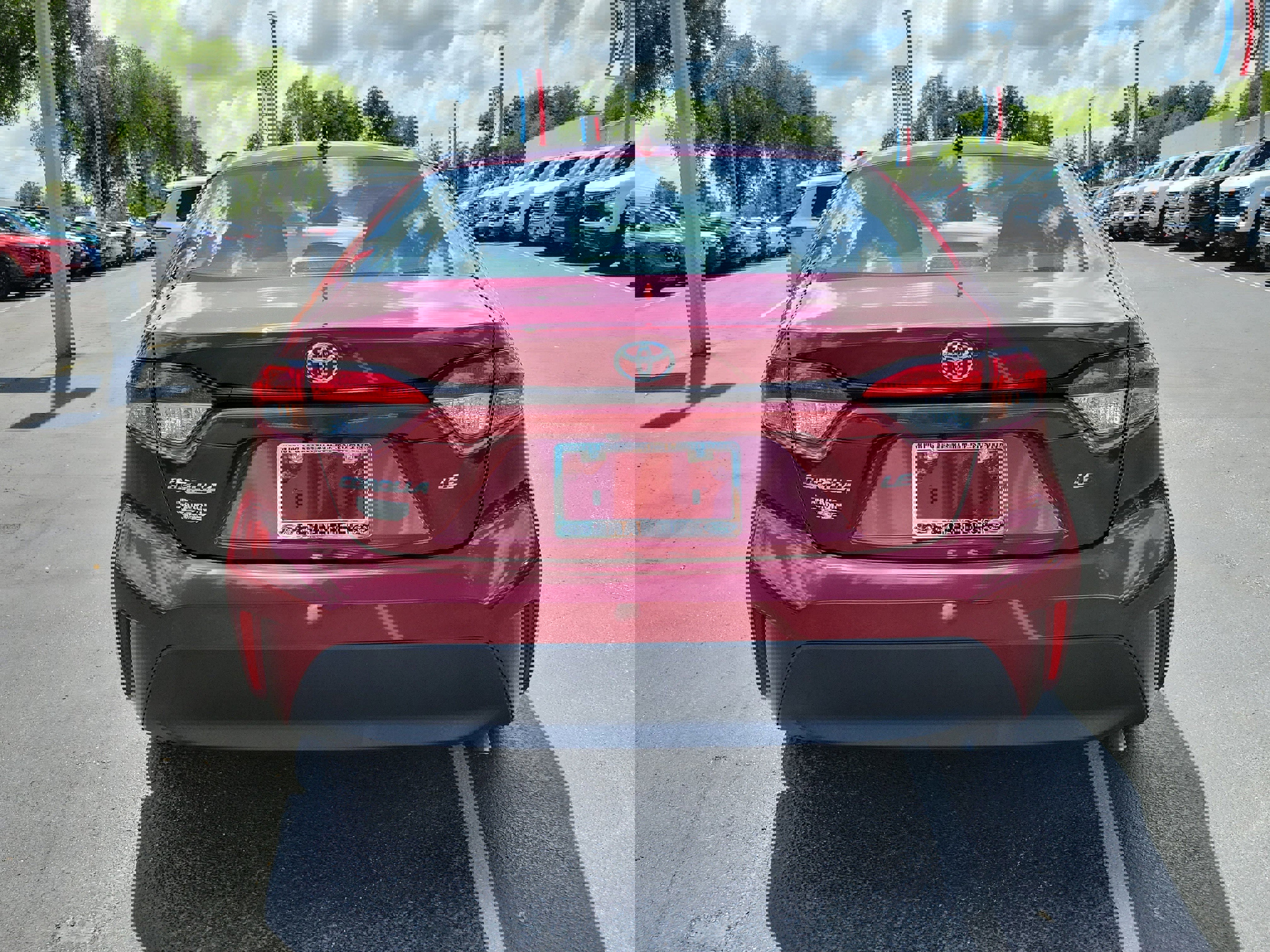 Used 2024 Toyota Corolla LE image 2