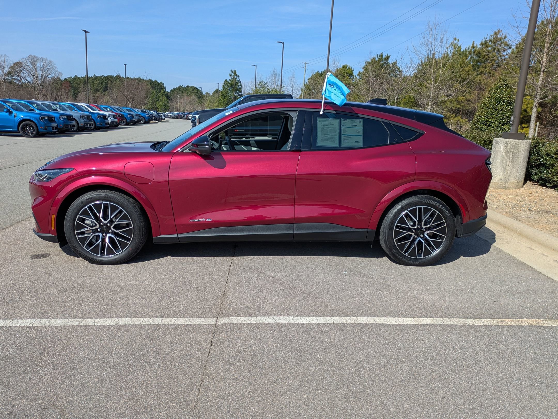 Certified 2025 Ford Mustang Mach-E Premium image 3