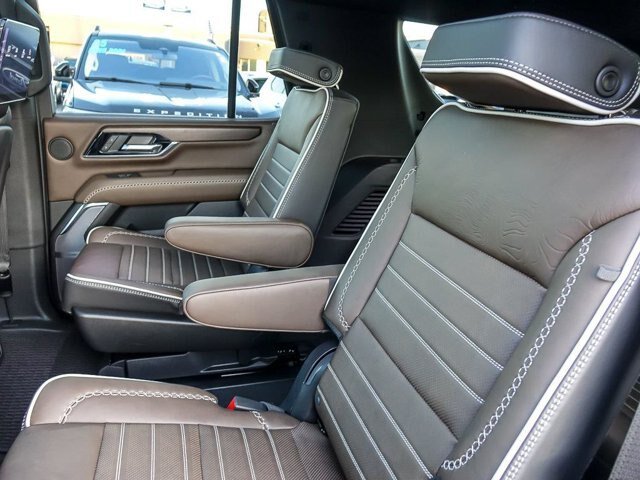 Used 2026 GMC Yukon Denali Ultimate AWD/4WD image 19
