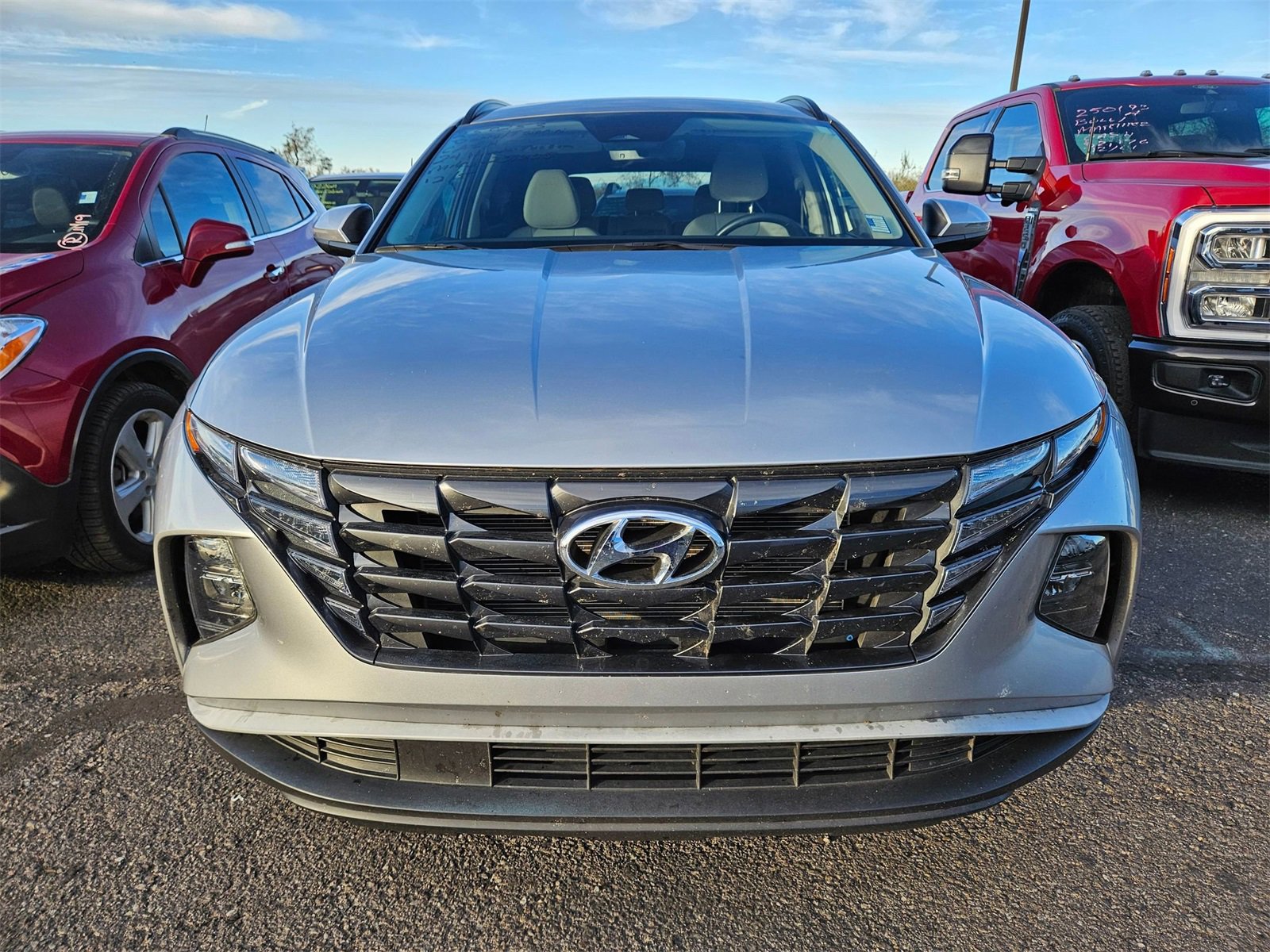 Used 2024 Hyundai Tucson SEL w/ Convenience Package image 2