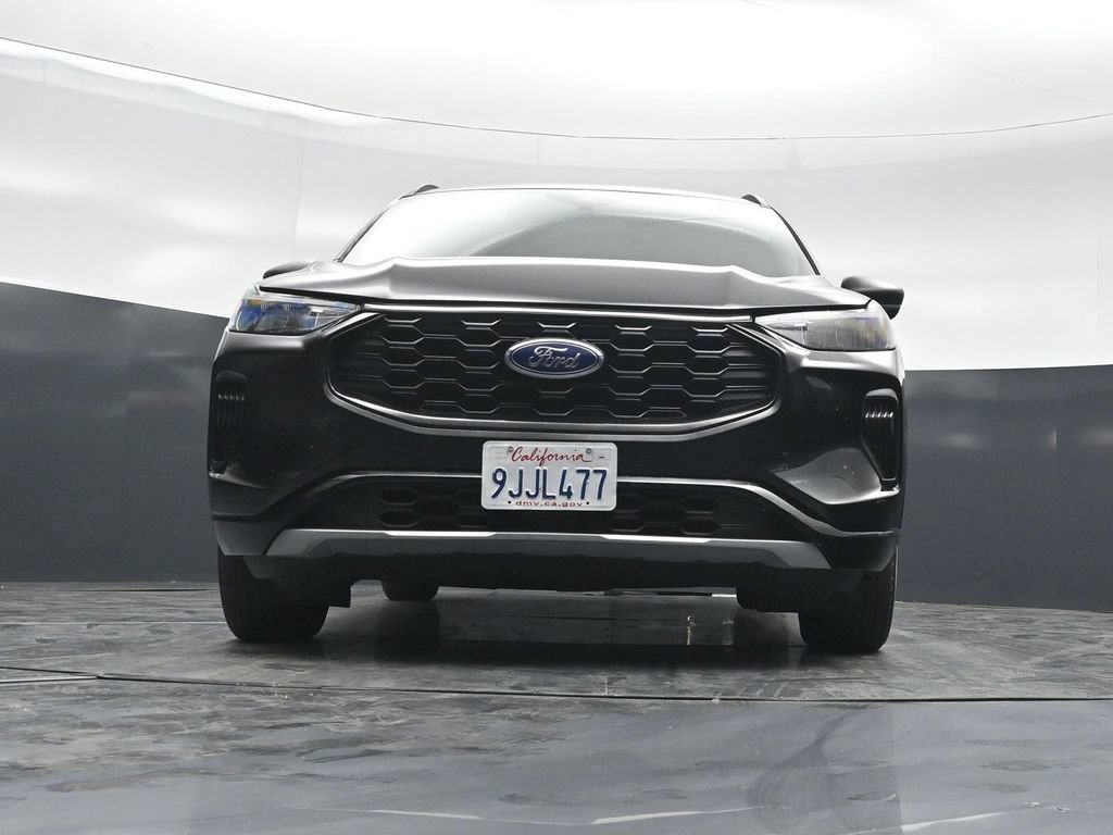 Certified 2023 Ford Escape ST-Line w/ Tech Pack #1 FWD image 39
