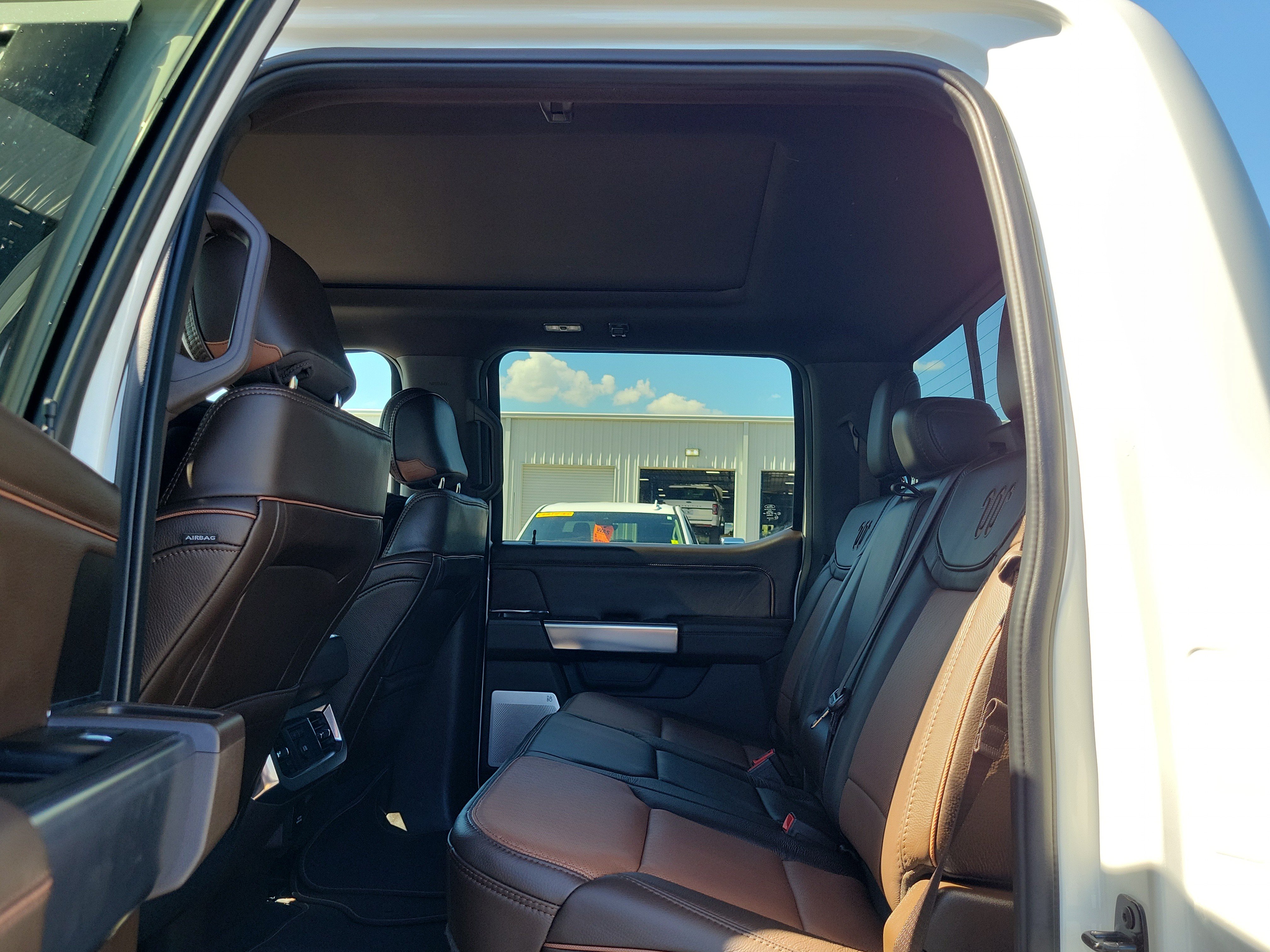 Certified 2025 Ford F250 King Ranch w/ FX4 Off-Road Package AWD/4WD image 11