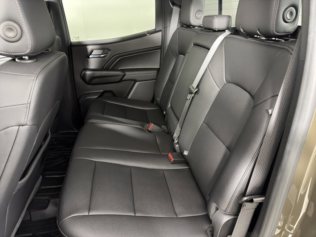Used 2023 Chevrolet Colorado LT w/ LT Convenience Package III image 13