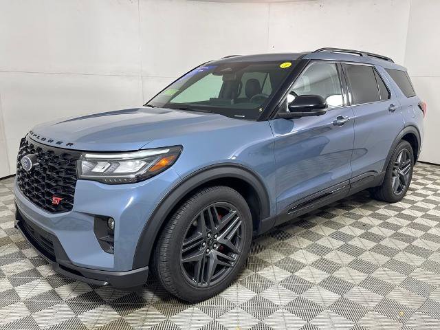 Certified 2025 Ford Explorer ST image 10