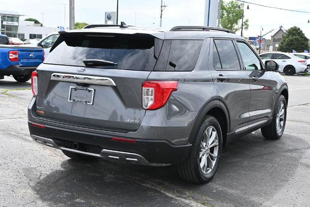 Certified 2023 Ford Explorer XLT w/ Equipment Group 202A AWD/4WD image 9