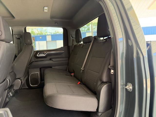 Used 2025 Chevrolet Silverado 1500 LT RWD image 8