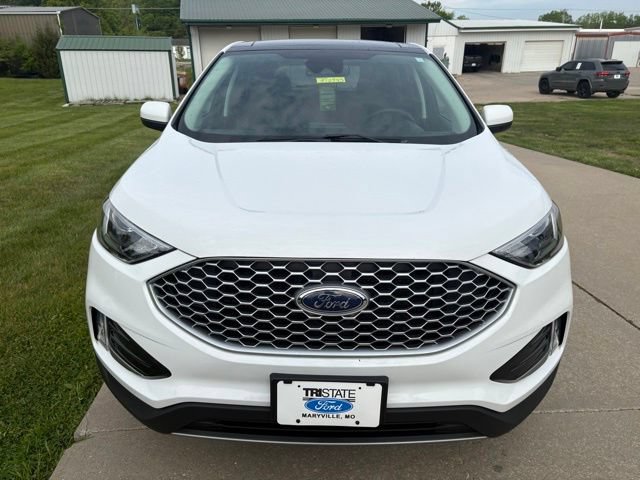 Certified 2024 Ford Edge SEL w/ Convenience Package AWD/4WD image 2