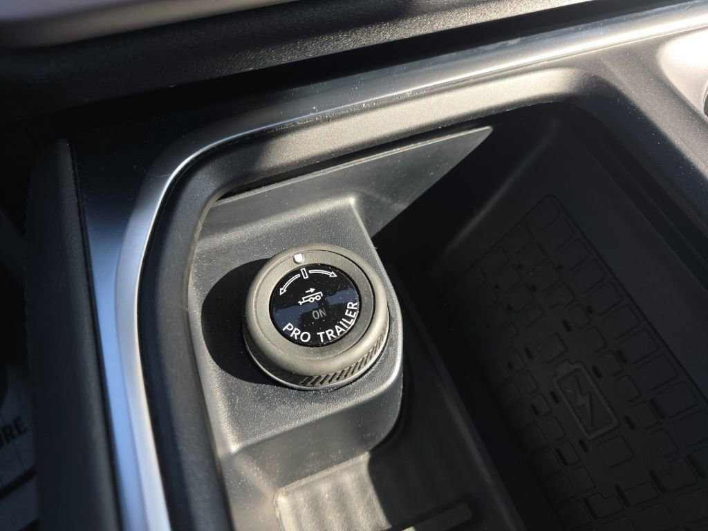 Certified 2025 Ford Expedition Max Active RWD image 9