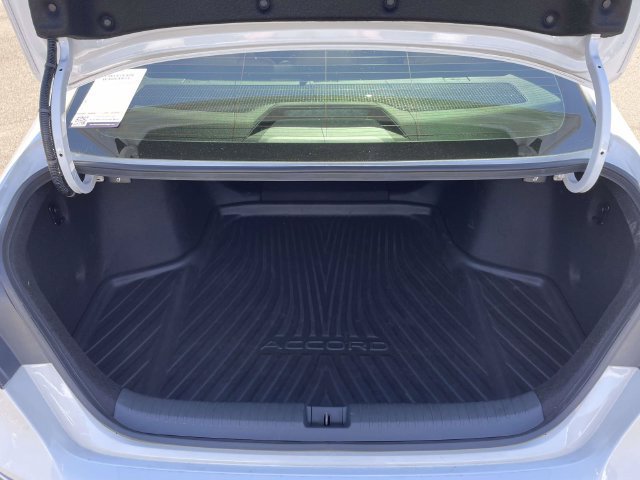 Used 2024 Honda Accord Sport image 9