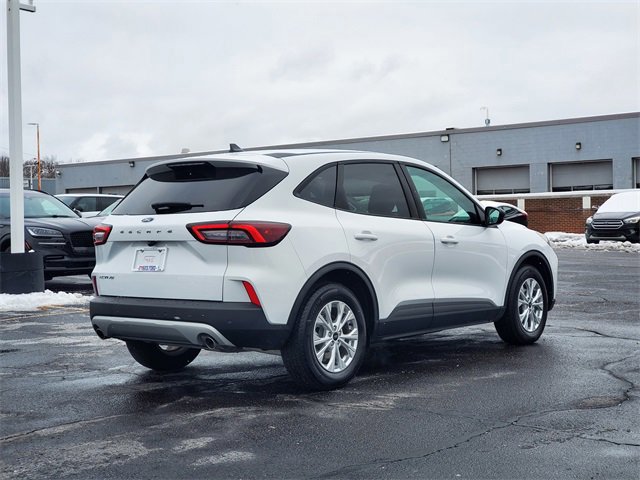Certified 2025 Ford Escape Active w/ Active Premium Tech Pack image 4