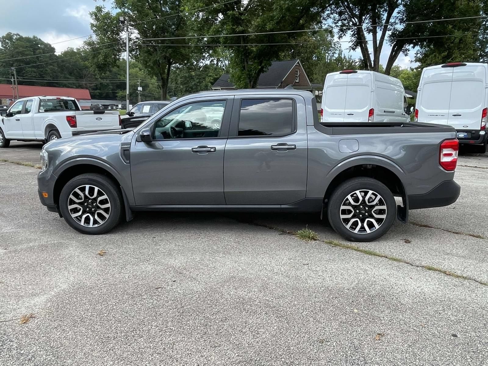 Certified 2024 Ford Maverick Lariat FWD image 8
