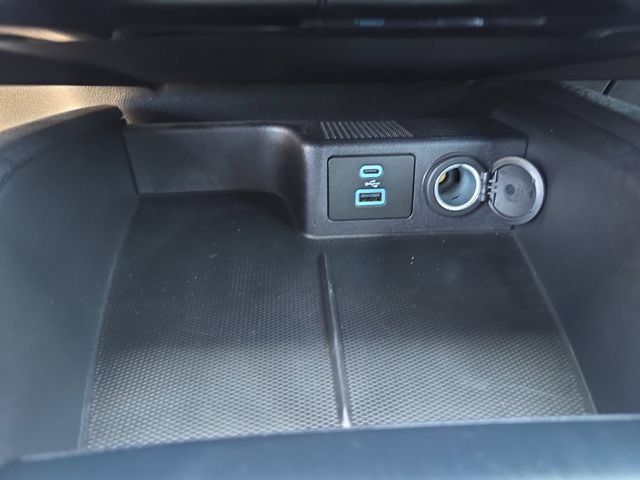 Certified 2023 Ford Escape ST-Line Select w/ Tech Pack #1 AWD/4WD image 25
