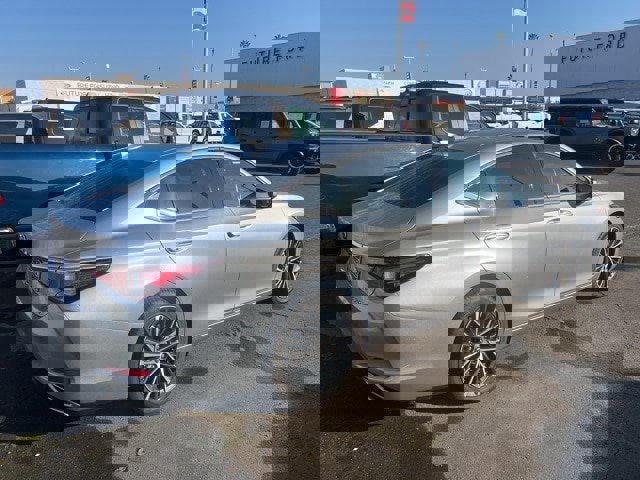 Used 2022 Lexus ES 350 w/ Premium Package image 3