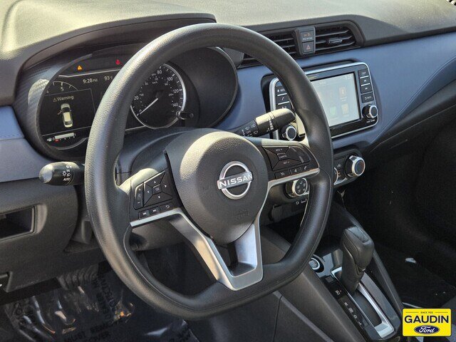 Used 2025 Nissan Versa SV FWD image 19
