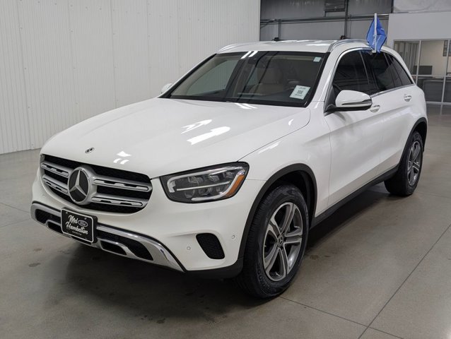 Used 2021 Mercedes-Benz GLC 300 4MATIC image 4