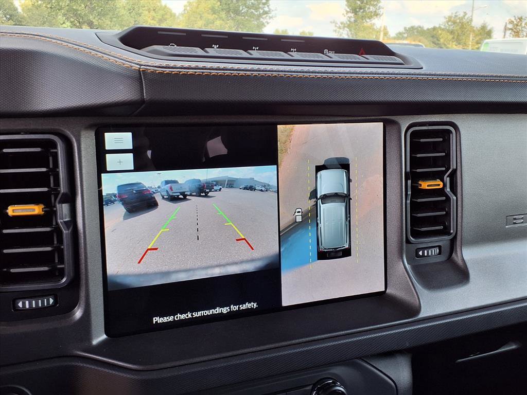 Certified 2024 Ford Bronco Badlands image 9