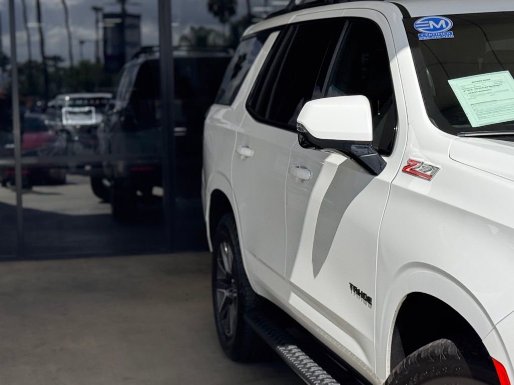 Used 2022 Chevrolet Tahoe Z71 w/ Luxury Package image 5